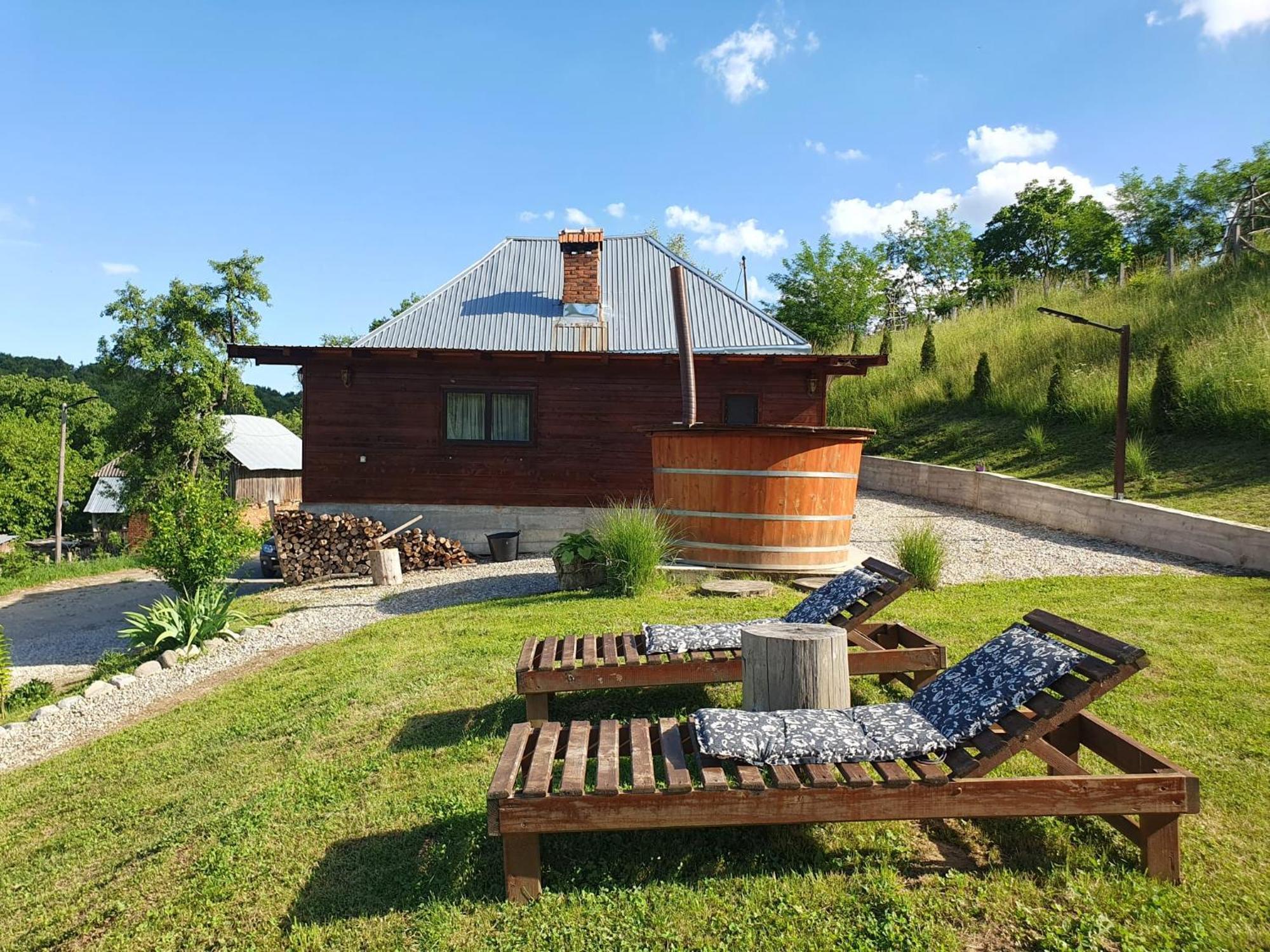 Cabana Valea Lui Mas Robaia Exterior photo